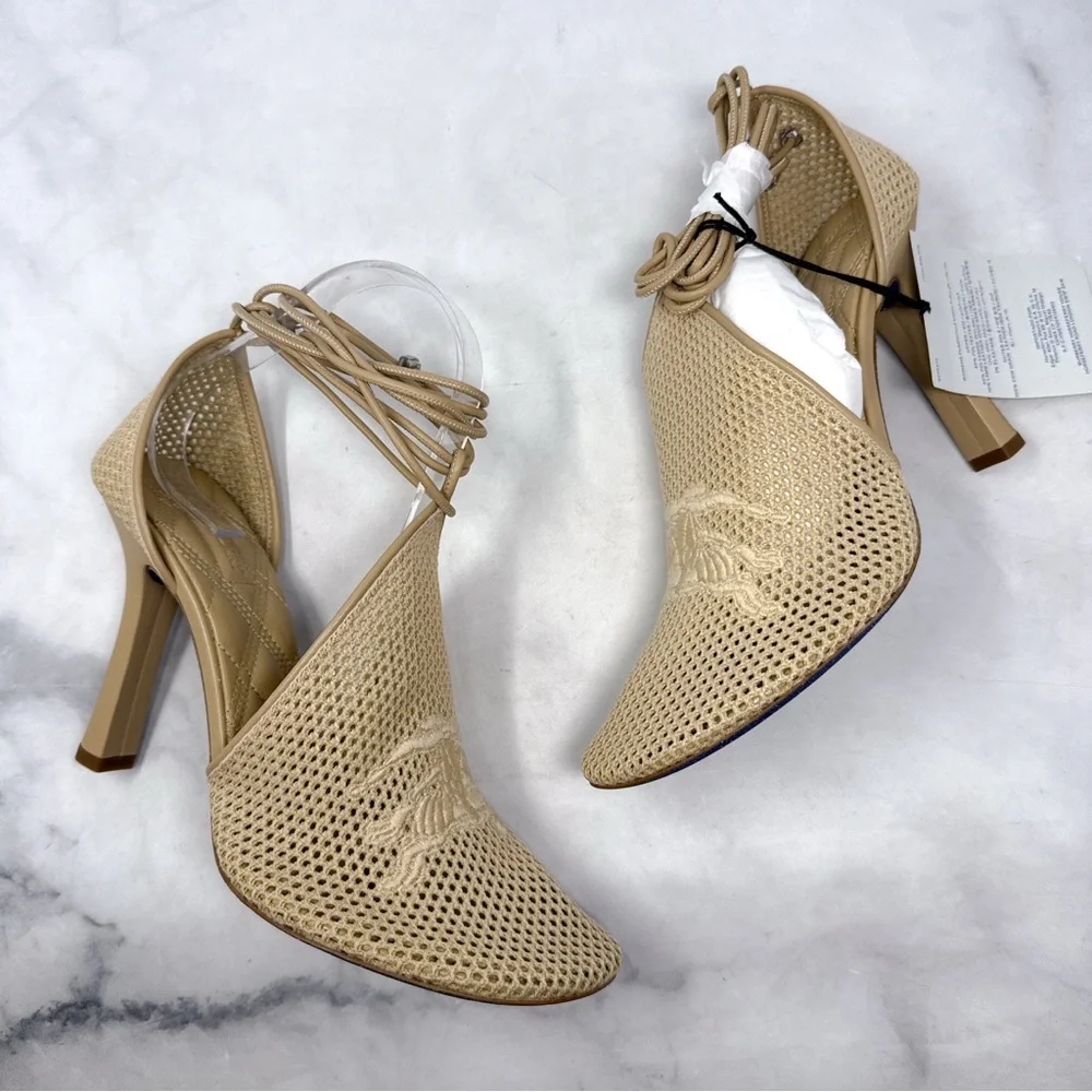 NEW Burberry Prorsum Embroidered Logo Mesh Ankle Wrap Tie Sandal Pump Heels 39.5 - Picture 2 of 16